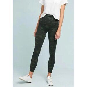 Spanx Camo Legging Size S